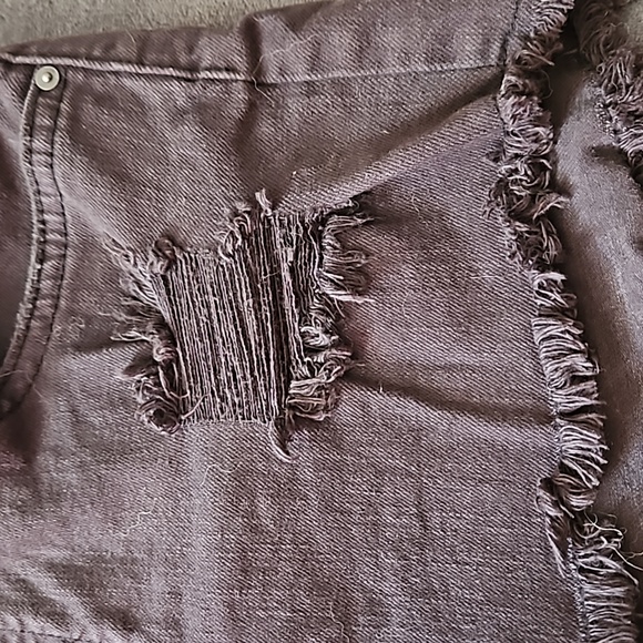 Billabong Button Fly Raw Hem Distressed Black Jean Short - Picture 3 of 7